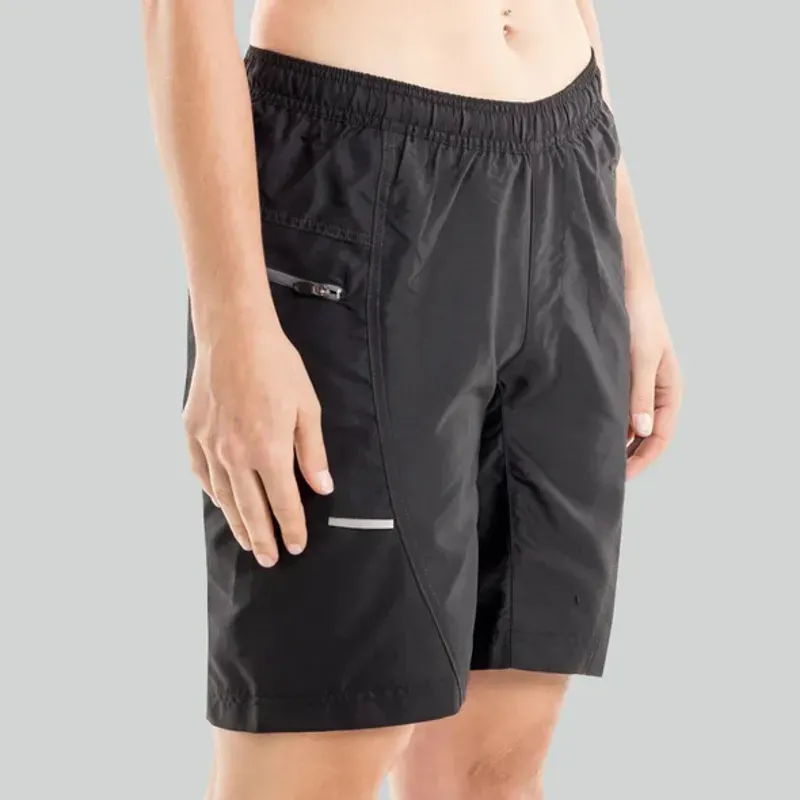 Bellwether Women's Ultralight Gel Baggies Shorts in Black