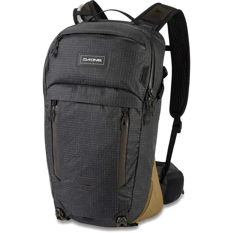 DaKine Seeker 18l Hydration Pack in Blackmoss