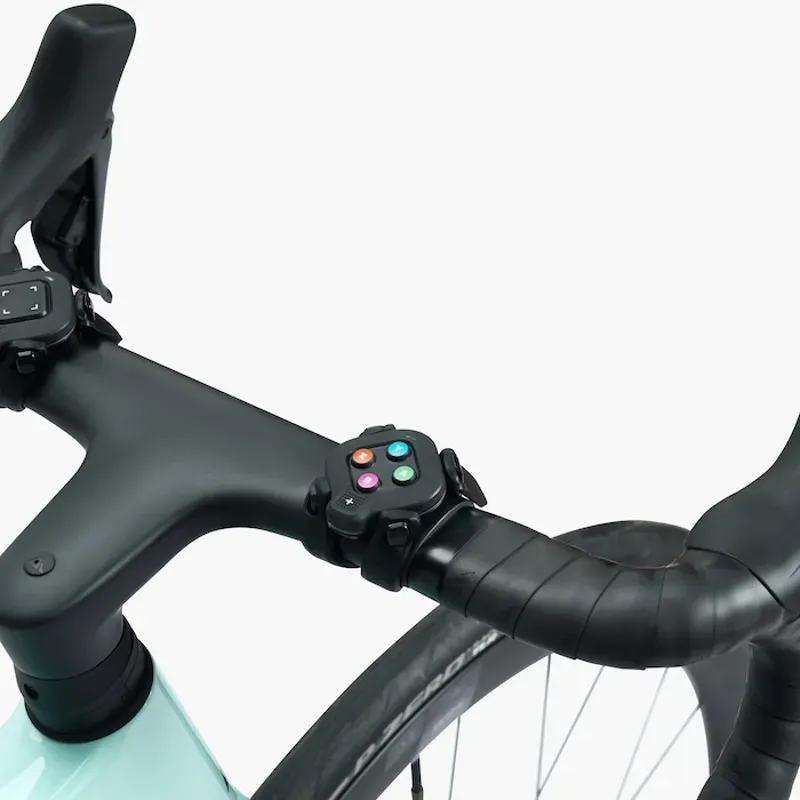 Wahoo KICKR CORE 2 With Zwift Cog And Click-1