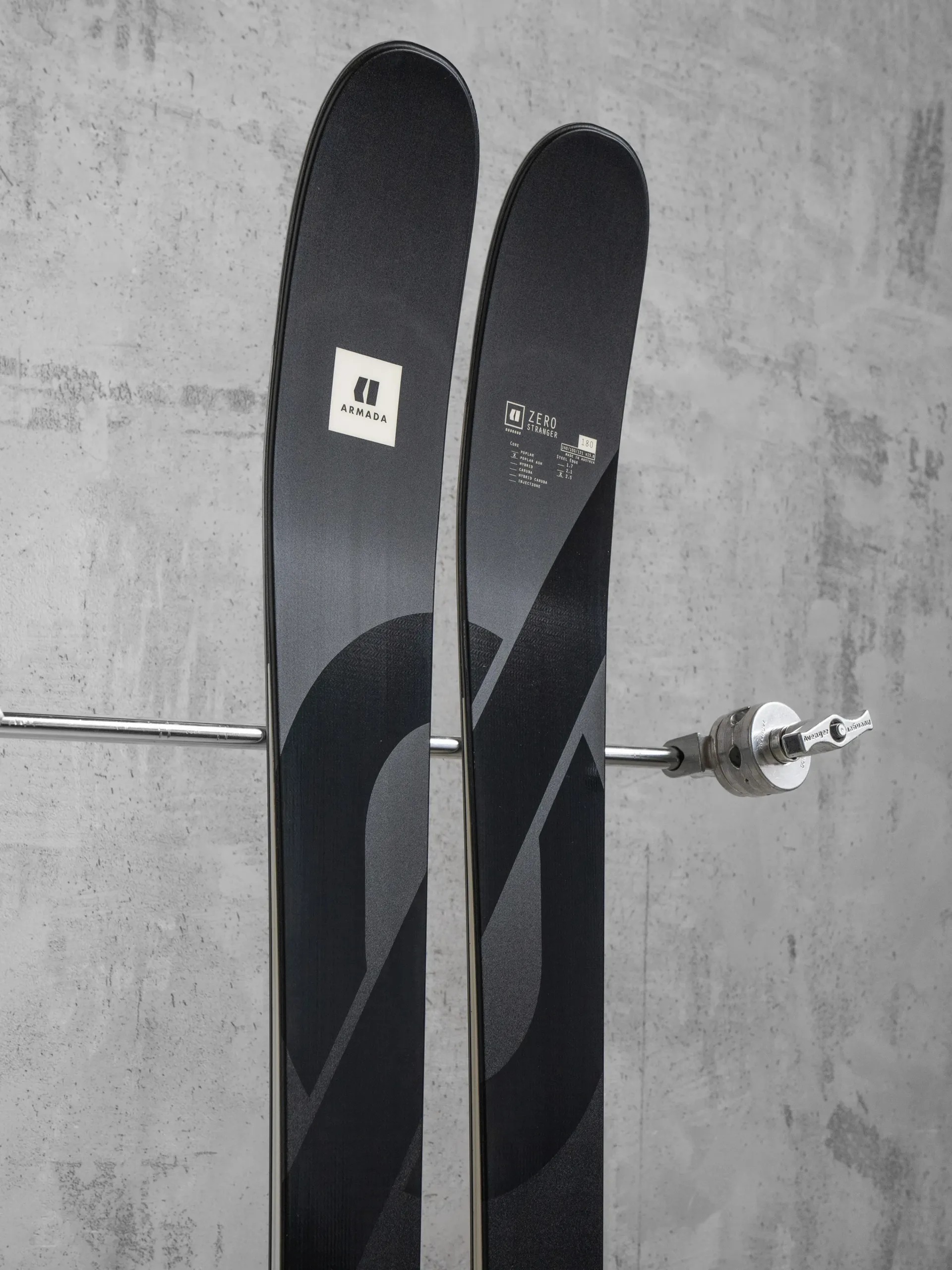 ARMADA STRANGER ALPINE SKI FREESTYLE ARMADA STRANGER ALPINE SKI FREESTYLE